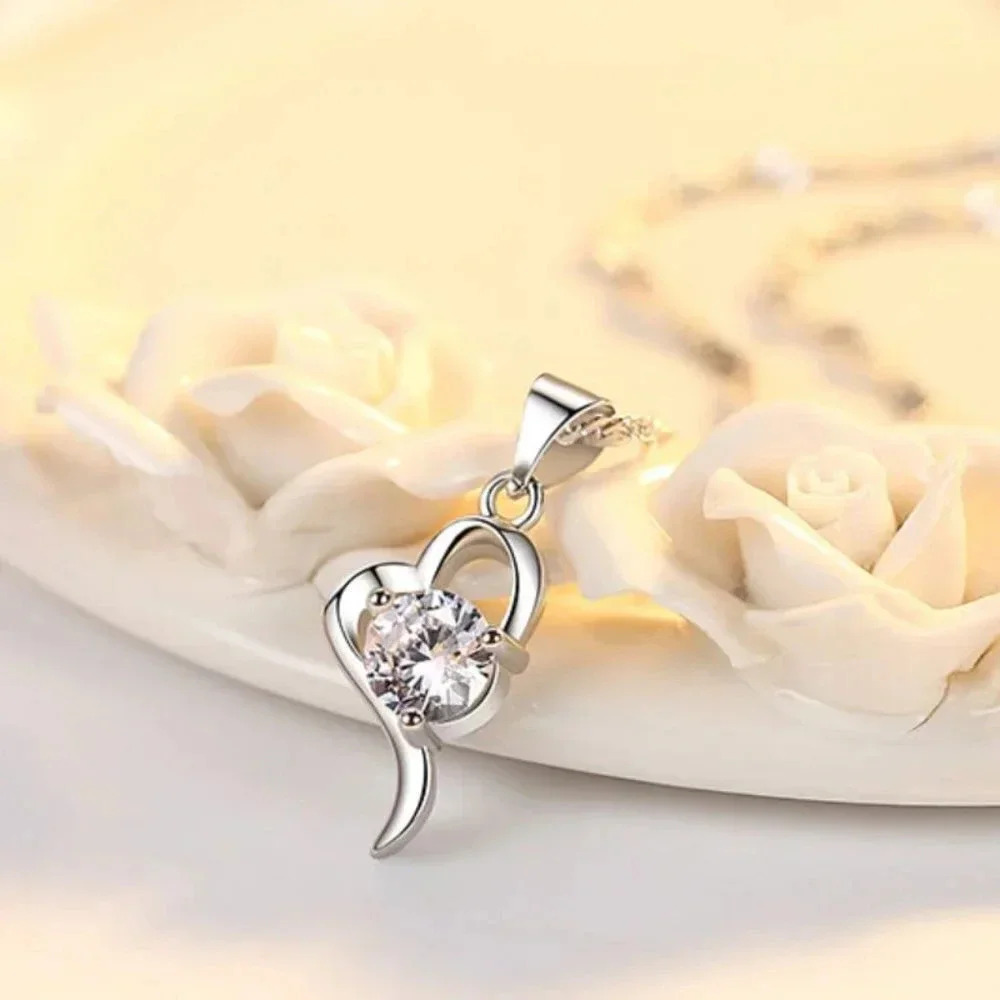 925 Sterling Silver Diamond Heart Pendant Necklace - Picture 2 of 5